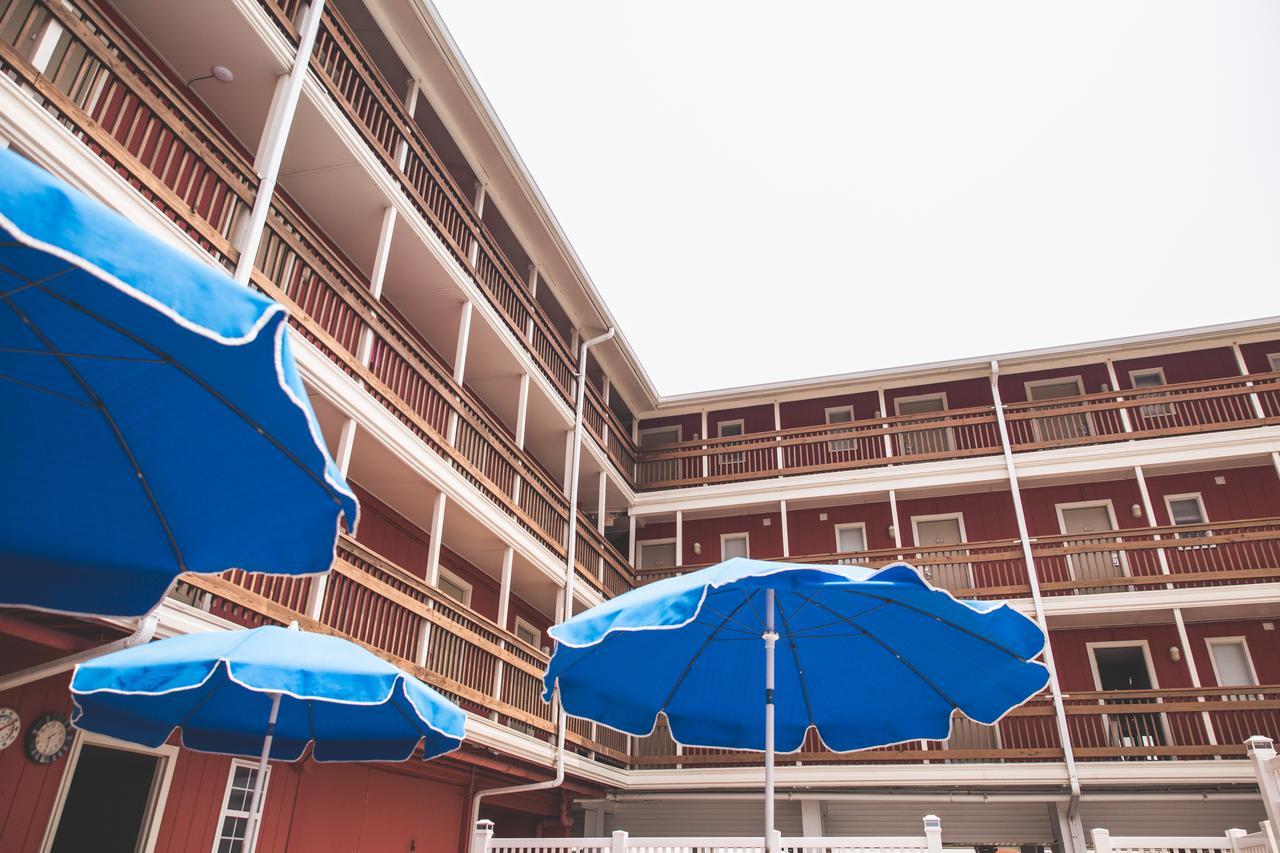 Surf Club Oceanfront Hotel デューイ・ビーチ エクステリア 写真